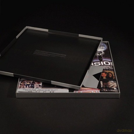 XL Recordings: Pay Close Attention [2CD]