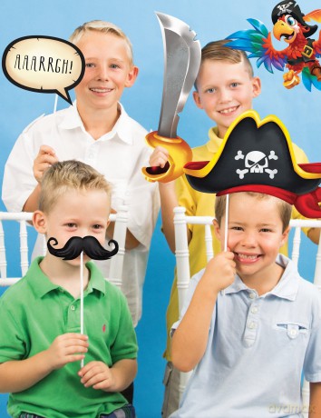 Creative Converting: Photo Props 6/10ct Pirate Treasure Qs