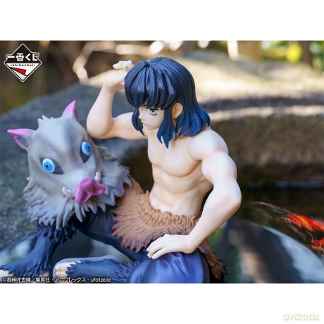 Demon Slayer Tengen Uzui Is Here Inosuke Hashibira