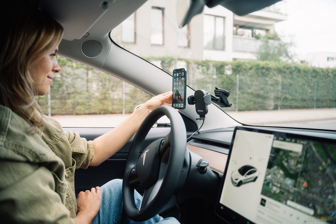Fwc-01 Qi Fast Wireless Car Charger