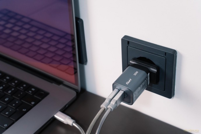 Gan Charger 2 Port 35w