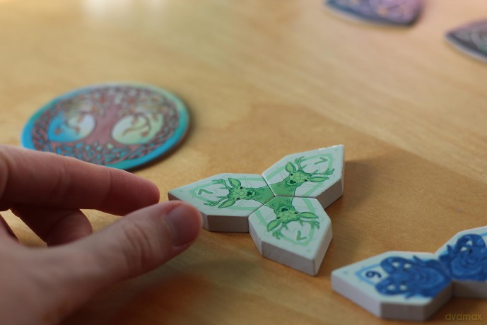 Ghenos Games: Triqueta