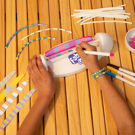 Goliath Games: Colour Spin Bracelet Maker