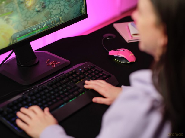Gxt109p Felox Gaming Mouse Pink