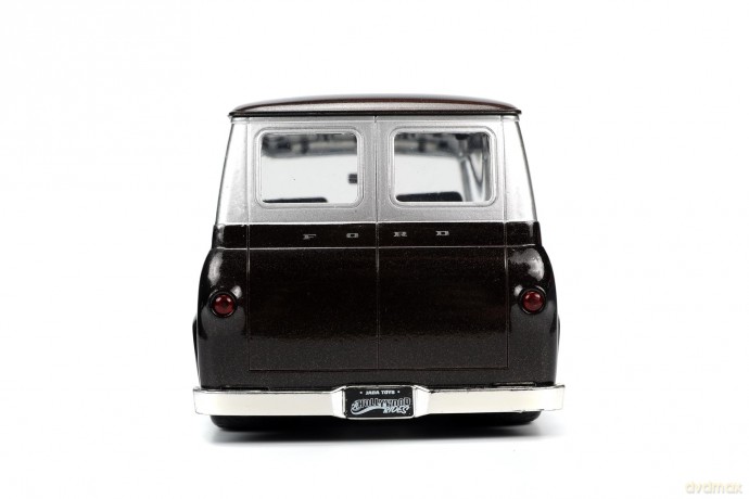 JADA M&M's Ford Usa Econoline Minibus Scala 1:24