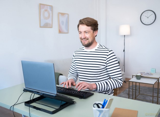 Laptop Cooling Stand