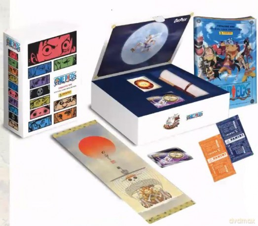 One Piece Treasure Box Official Card Collection