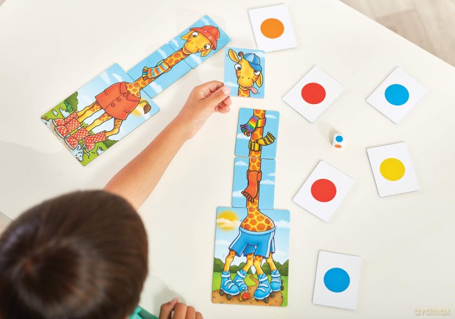 Orchard Toys: Giraffe Con Le Sciarpe