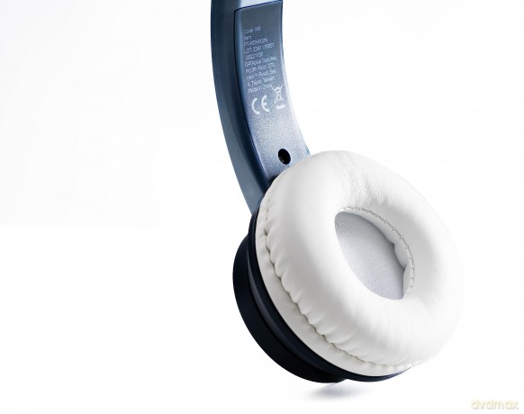 Pantone - Wired Headphones