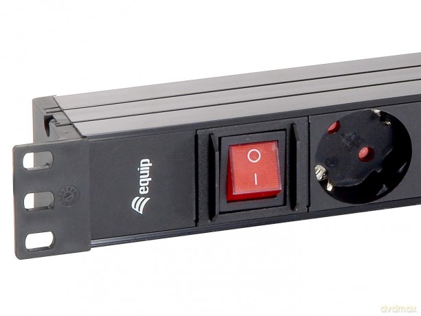 Power Strip 8bay Cee7/4 With Switch