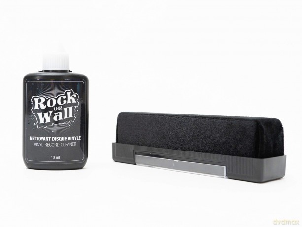 Record Cleaning Kit Incl Velvet Brush And Vinyl Record Cleaner 40ml - Rock On Wall