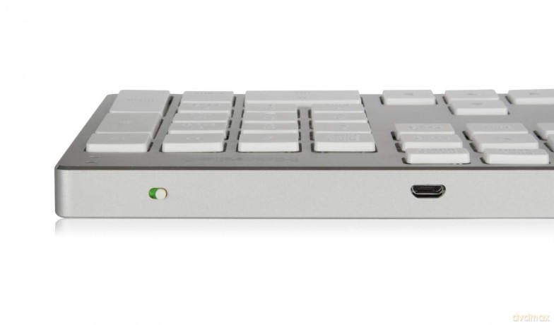 Silver Board Bluetooth Pc/Apple