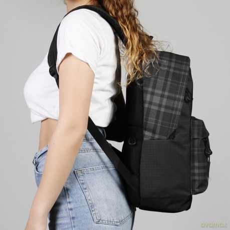 Wednesday - Chains - Plus - Backpack 43x30x18cm