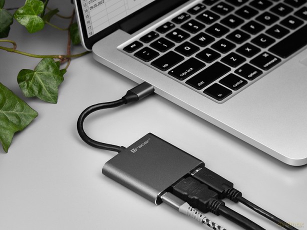 Adapter A-1 USB-C HDMI 4k, USB 3.0, PDW 100W