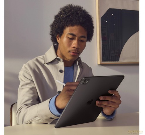 iPad Pro 11-calowy Wi-Fi 256 GB ze standardowym szkłem - Gwiezdna czerń