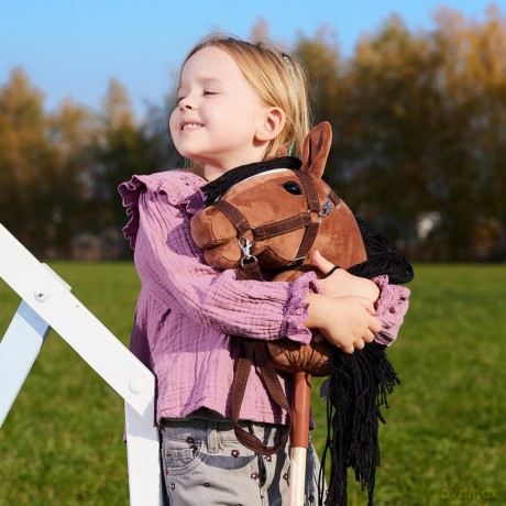 Koń na kiju Hobby Horse HOPPIHORSE A3 Bay - ciemny brąz, maść gniada
