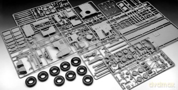 Model plastikowy Ciężarówka Man 10T Milgl 8x8 1/35