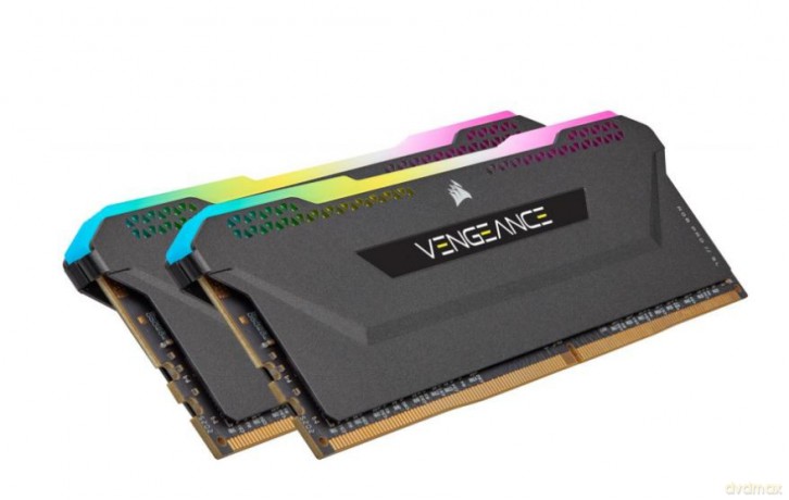 Pamięć DDR4 Vengeance RGB PRO SL 16GB/3200 (28GB) czarna C16