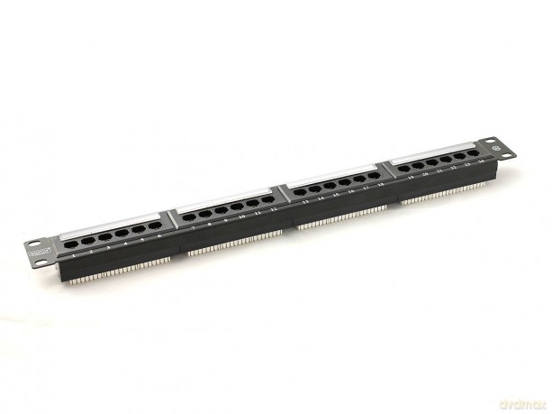 Patch panel 19" 24 porty, kat.5e, U/UTP, 1U, czarny (kompletny)