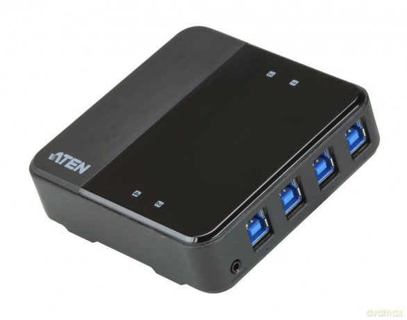 Przełącznik niezarządzalny 4x4 USB 3.2 Gen 1 Peripheral Shar Switch