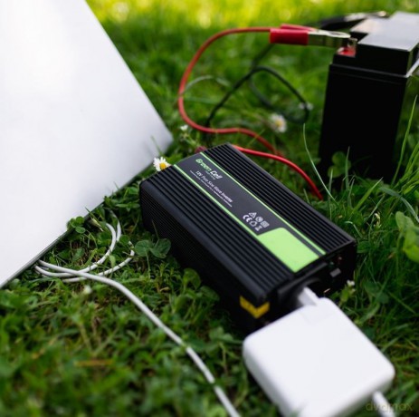 Przetwornica Napięcia Inwerter 12V na 230V 1000W/2000W Modyfikowana sinusoida