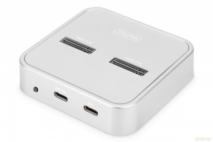 Stacja dokująca do dysków SSD M.2 NVMe + M.2 SATA z czytnikiem kart SD-Express, USB-C, Srebrna