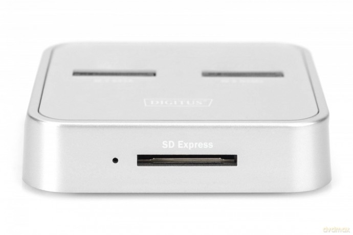 Stacja dokująca do dysków SSD M.2 NVMe + M.2 SATA z czytnikiem kart SD-Express, USB-C, Srebrna