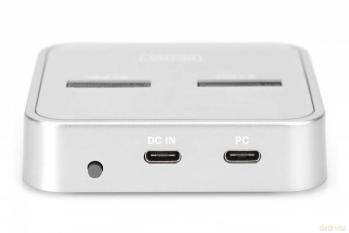 Stacja dokująca do dysków SSD M.2 NVMe + M.2 SATA z czytnikiem kart SD-Express, USB-C, Srebrna