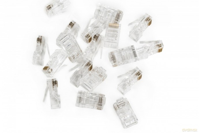 Wtyk RJ45 (8P8C) przelotowy, kat.5e, nieekranowany, AWG 26-24, opakowanie 100 sztuk