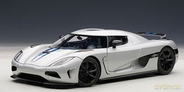 AUTOART Koenigsegg Agera 2011 [ZABAWKA]
