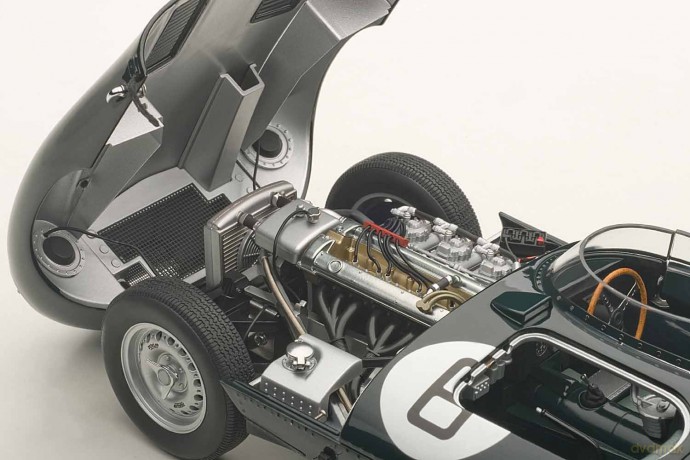 AUTOART Jaguar DType #6 J.M. Hawthorn [ZABAWKA]