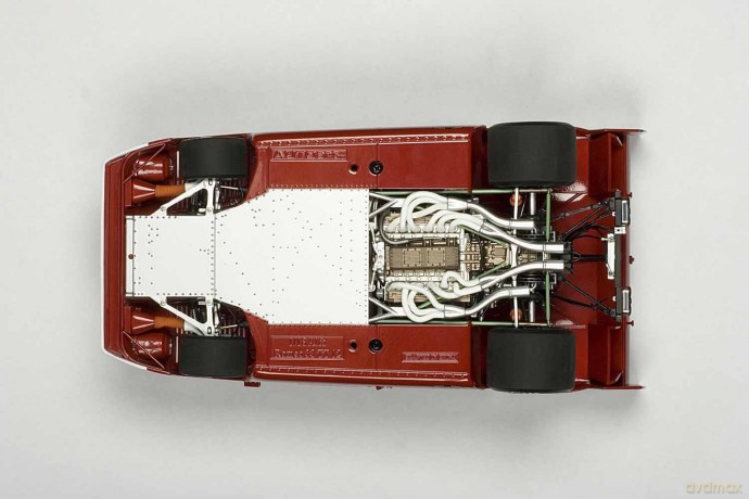 AUTOART Alfa Romeo 33 TT 12 #2 Pescarolo [ZABAWKA]