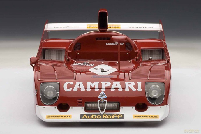 AUTOART Alfa Romeo 33 TT 12 #2 Pescarolo [ZABAWKA]