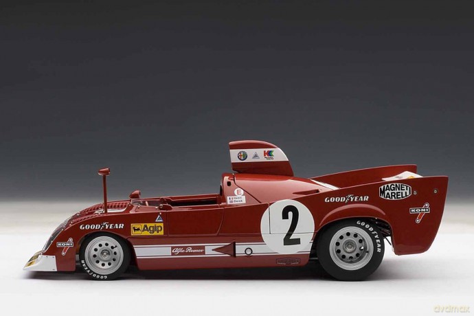 AUTOART Alfa Romeo 33 TT 12 #2 Pescarolo [ZABAWKA]