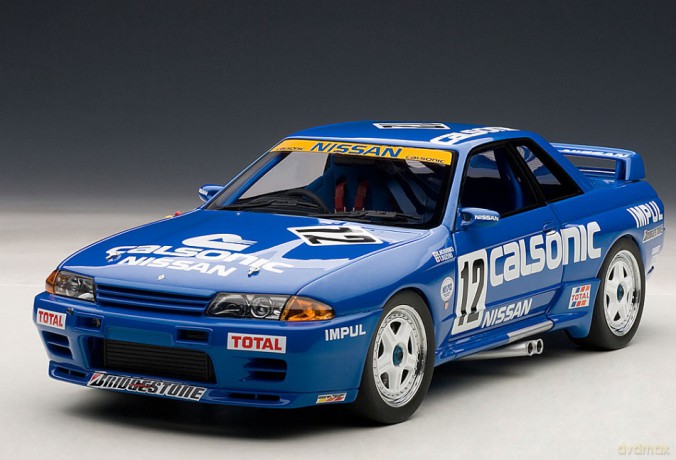 AUTOART Nissan Skyline GTR (R32) [ZABAWKA]