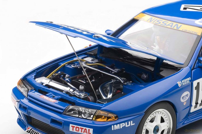 AUTOART Nissan Skyline GTR (R32) [ZABAWKA]