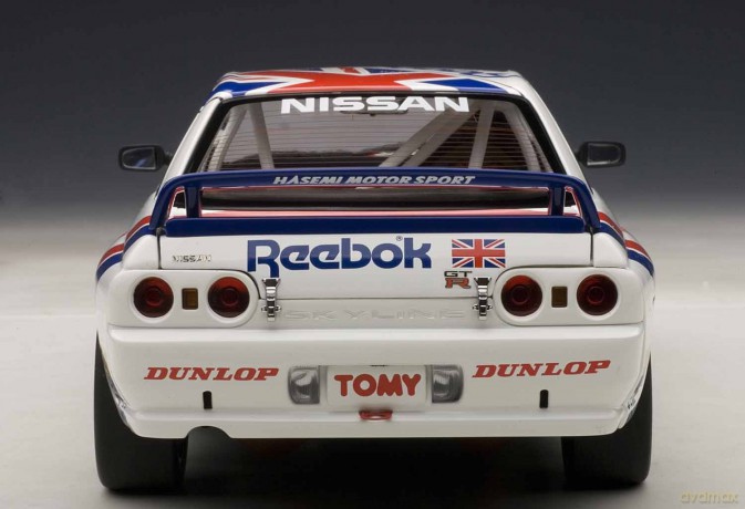 AUTOART Nissan Skyline GTR (R32) [ZABAWKA]
