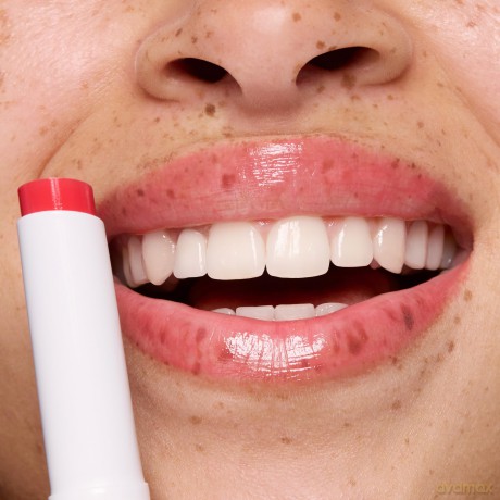 Juicy Bomb Lip Balm (Glossy Butter Balm) 2.5 g - Shade: 01 One In a Melon