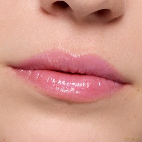 Juicy Bomb Lip Balm (Glossy Butter Balm) 2.5 g - Shade: 02 So Berry Cute