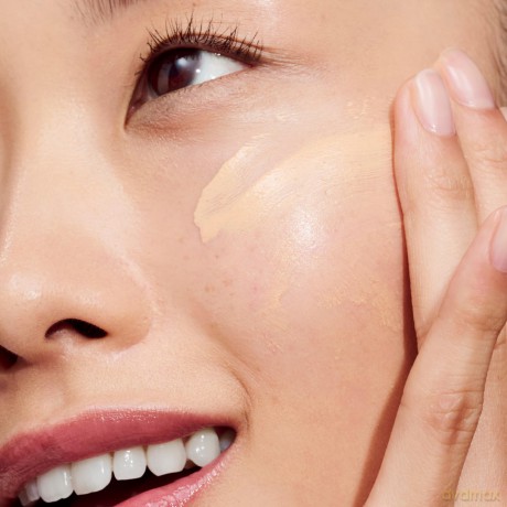 Liquid make-up SPF 50 Even Better Clinical (Vitamin Make-up) 30 ml - Shade: Light Cool 2