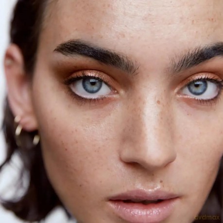 Natural brightening eye shadow (Eye Glow Colour) 5 g - Shade: Chaminade