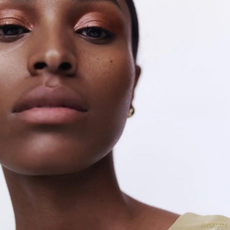 Natural brightening eye shadow (Eye Glow Colour) 5 g - Shade: Chaminade
