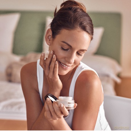 Night cream for mature skin (Uplift Night Cream) 50 ml