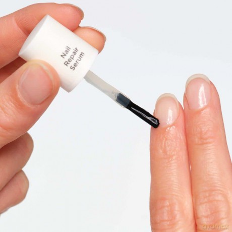 Obnovuj­c­ srum na nehty (Nail Repair Serum) 10 ml