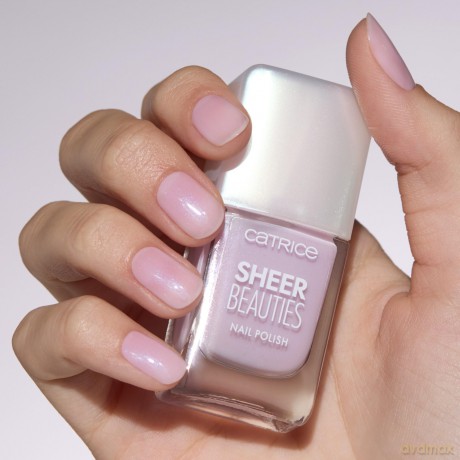 Sheer Beauties nail polish (Nail Polish) 10.5 ml - Shade: 100 Lavender Whispers