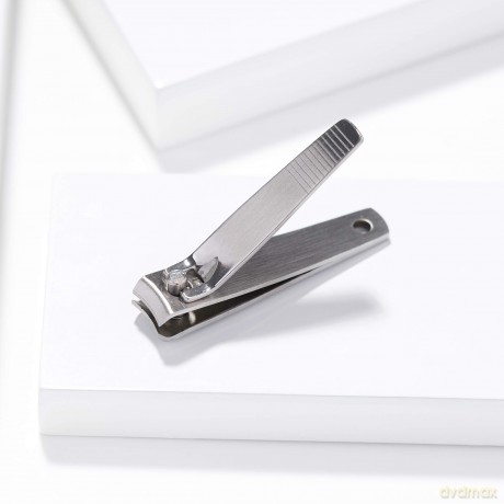 Steel nippers for nails (fingernail clipper)