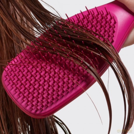 Ultimate Detangler Straight & Curly Electric Hair Brush Raspberry