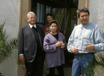 Mit Leib und Seele - Komplettbox der ZDF-Kultserie mit Günter Strack - Die deutsche Erfolgsserie mit dem charismatischen Pfarrer [DVD]