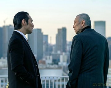 Tokyo Vice - Staffel 2: Spannende Krimiserie über Tokios gefährliche Unterwelt - Ein mutiger Journalist im Kampf gegen die tödliche Yakuza - Jetzt den Thriller Hit auf Deutsch erleben [DVD]