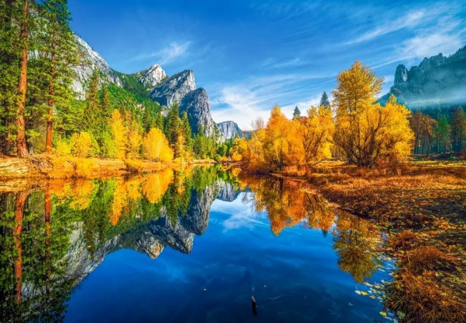 CASTORLAND 1000 el. The Three Brothers, Yosemite National Park USA C-105489-2 [PUZZLE]